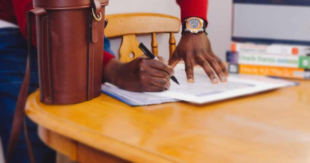 Legal Advice for Handling Contracts