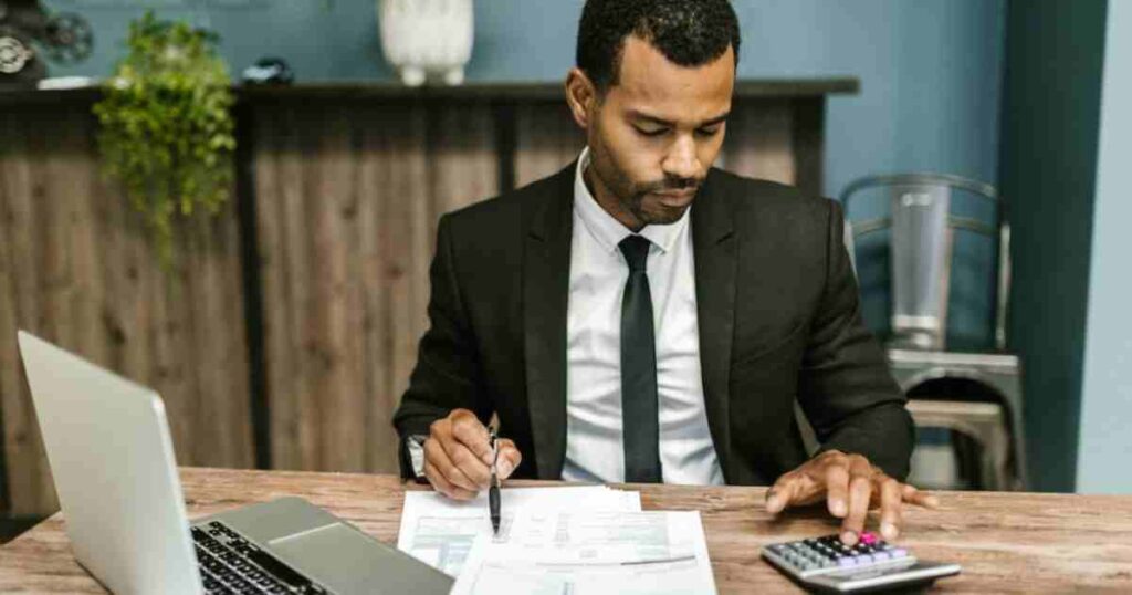 The Difference Between Bookkeeping and Accounting