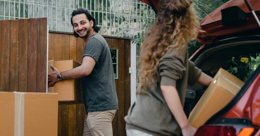 The Advantages of Using Reusable Packaging in Your Business