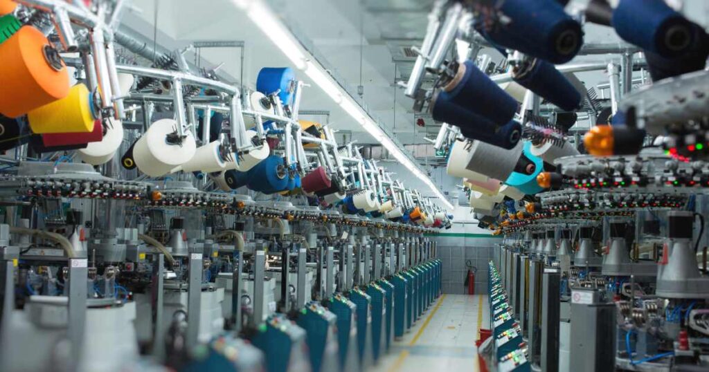 Why You Should Consider Textile Manufacturing