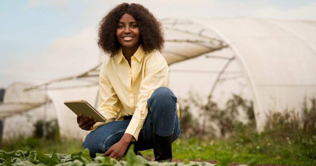 5 Benefits of Using ICT Tools for Rural Farmers