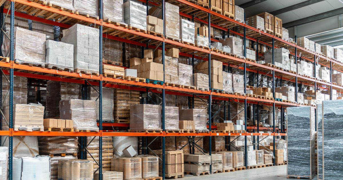 Warehousing for SMEs Entering International Markets