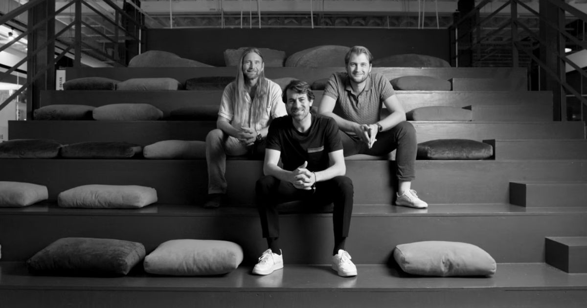 Zazu changes to Manza