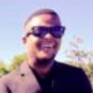 Profile photo of Lunga Oliphant